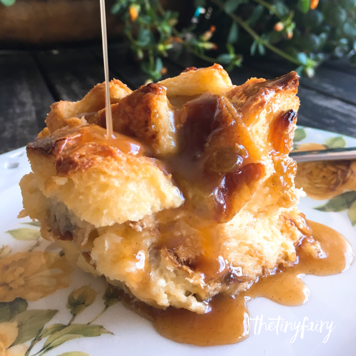 Recipe for bread pudding and sauce